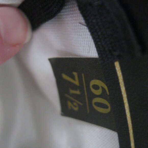 Dobbs Fifth Avenue  Wool Felt Fedora - size 7 1/2"  - Grey/Greige - Picture 4 of 7